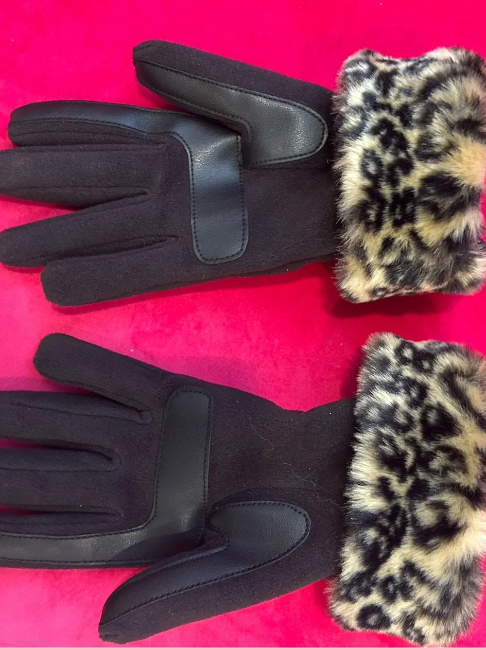 Black Gloves with Leopard Faux Fur Cuff - Women Accessories
